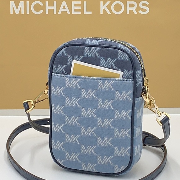 MICHAEL KORS SLOAN EDITOR SMALL NS TOP ZIP FLAP PACKET XBODY NAVY MULTI - Picture 3 of 15